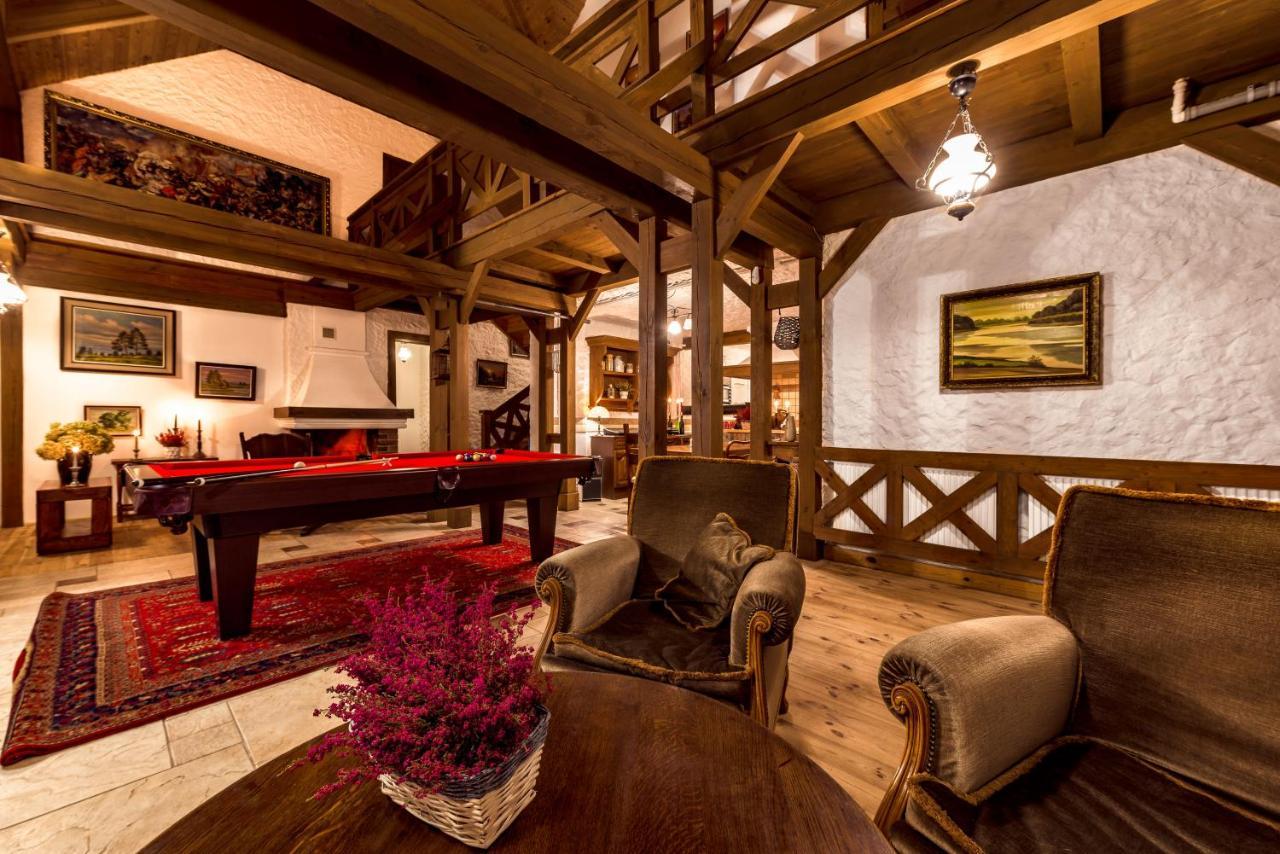 Dworek Wiktorowo Otel Budki Petrykowskie Dış mekan fotoğraf