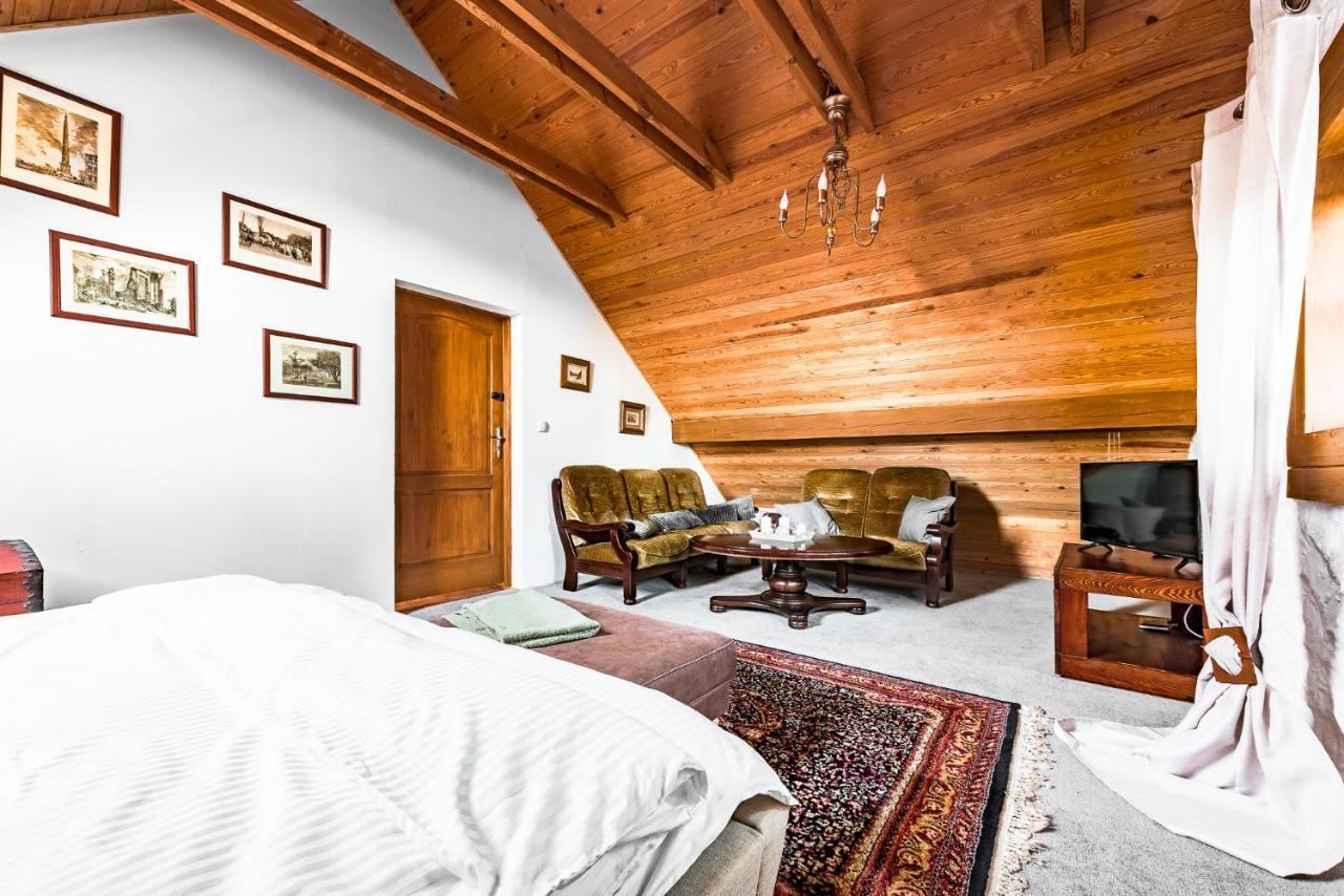Dworek Wiktorowo Otel Budki Petrykowskie Dış mekan fotoğraf